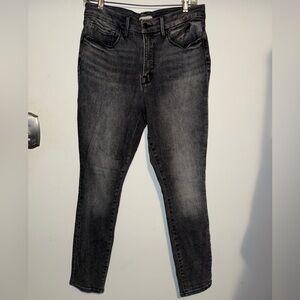 Good American Charcoal Straight Leg Jeans
